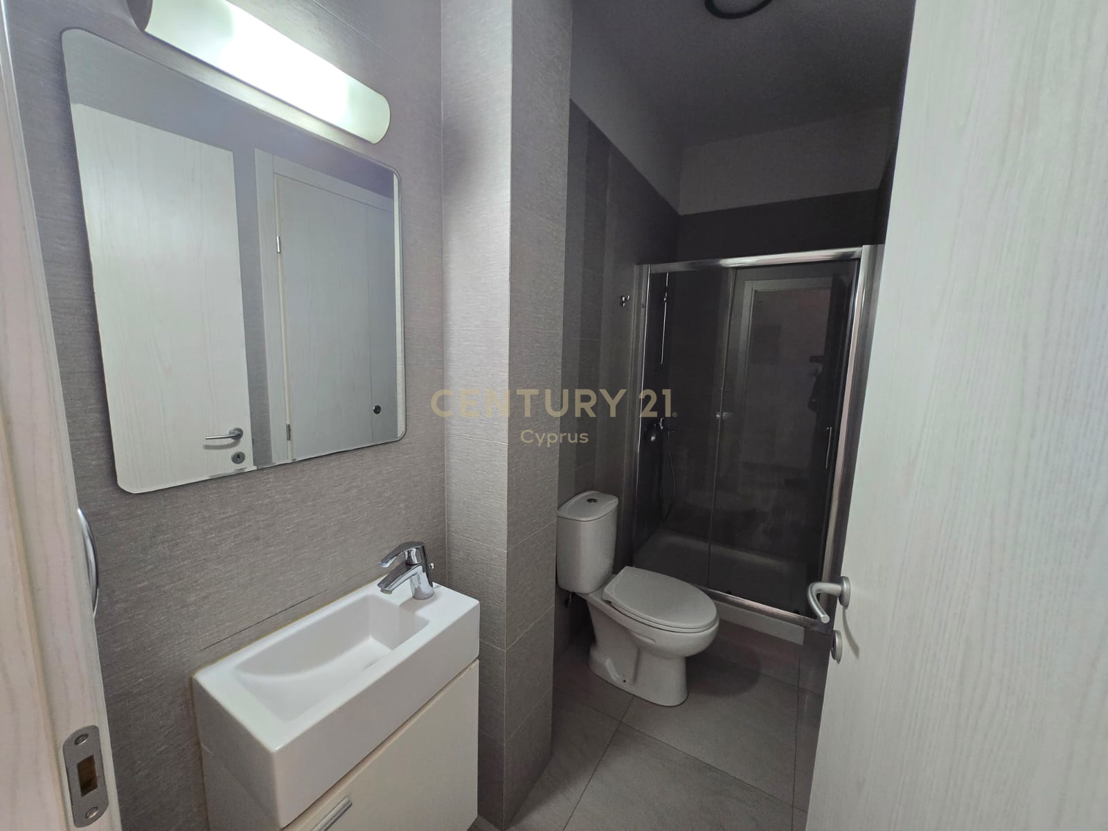 2 bedrooms Apartment in Parekklisia, Limassol, Cyprus No. 54183