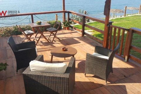 4 bedrooms Villa in Zygi, Larnaka, Cyprus No. 39564