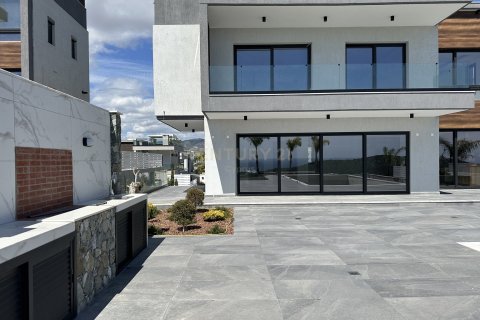 4 bedrooms Villa in Parekklisia, Limassol, Cyprus No. 30608