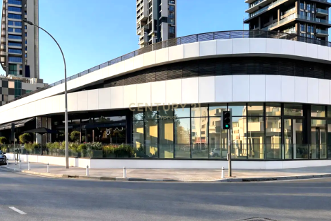 365m2 Tienda en Germasogeia, Limassol, Chipre No. 53796
