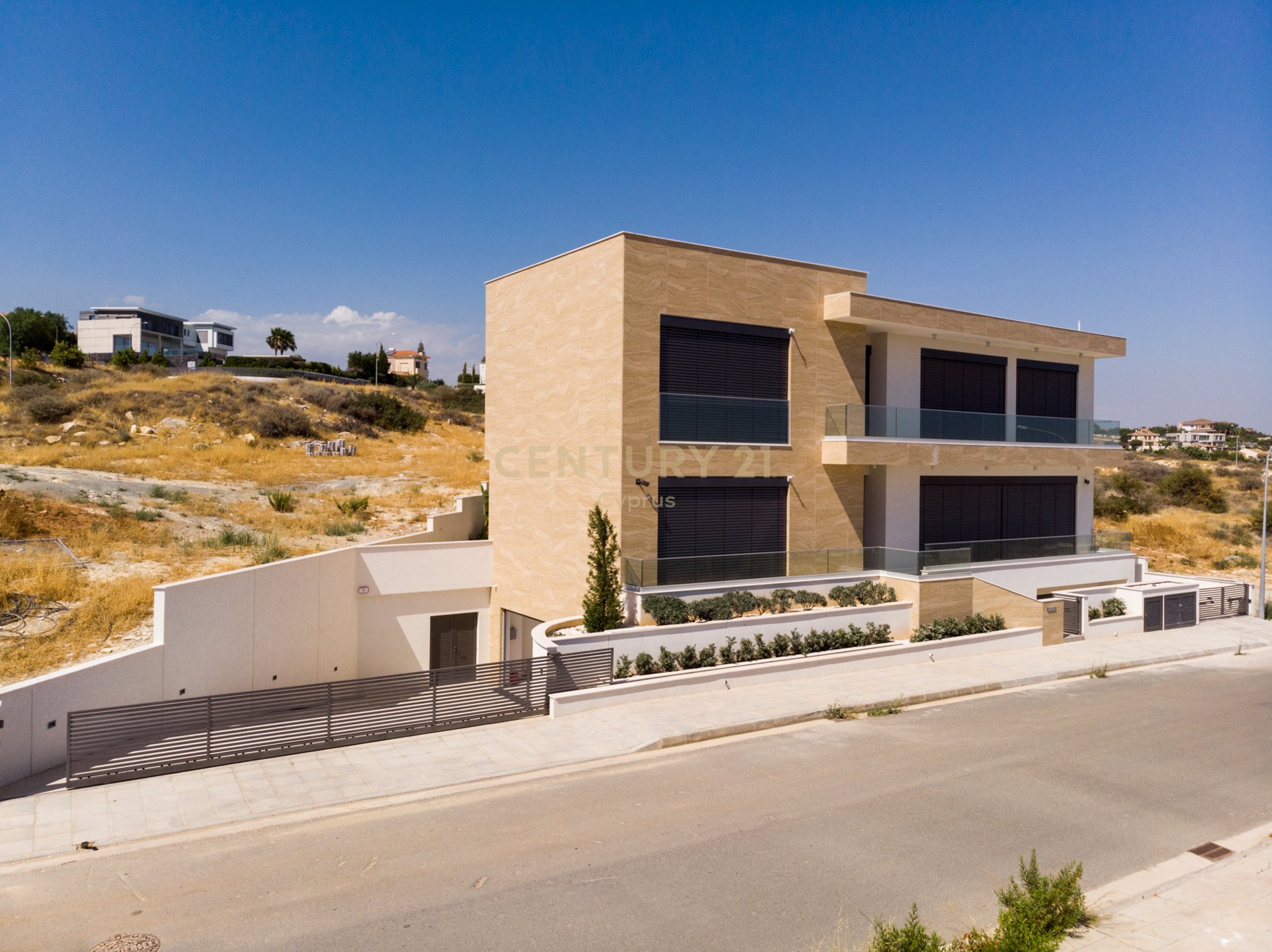 5 bedrooms Villa in Germasogeia, Limassol, Cyprus No. 53964