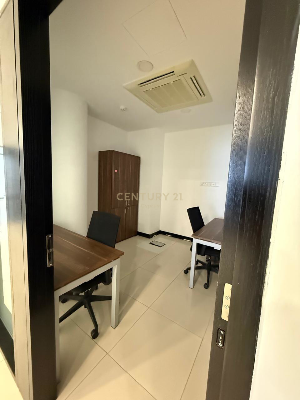 326m2 Office in Mesa Geitonia, Limassol, Cyprus No. 53426