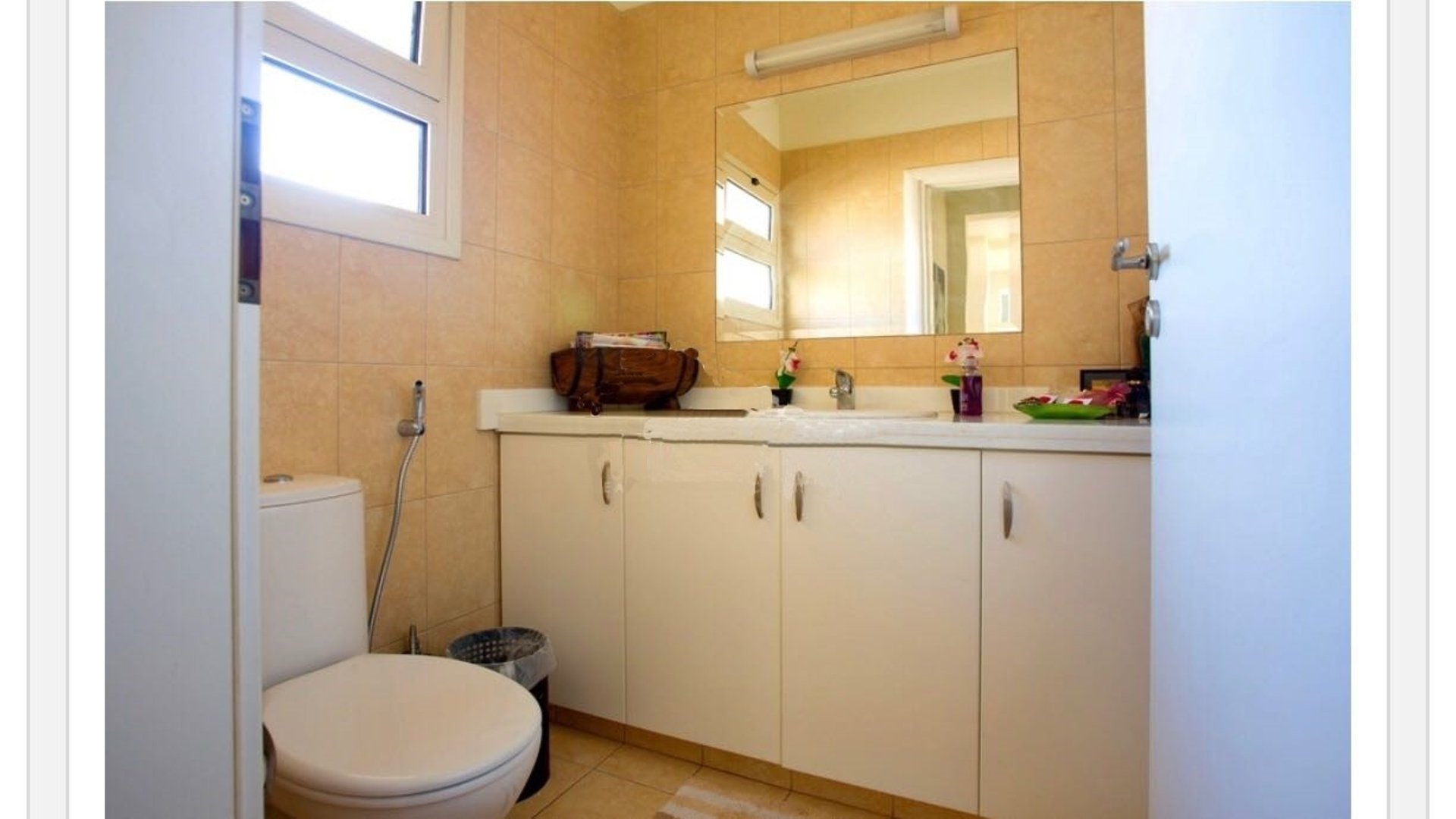 3 bedrooms Penthouse in Limassol, Cyprus No. 26268