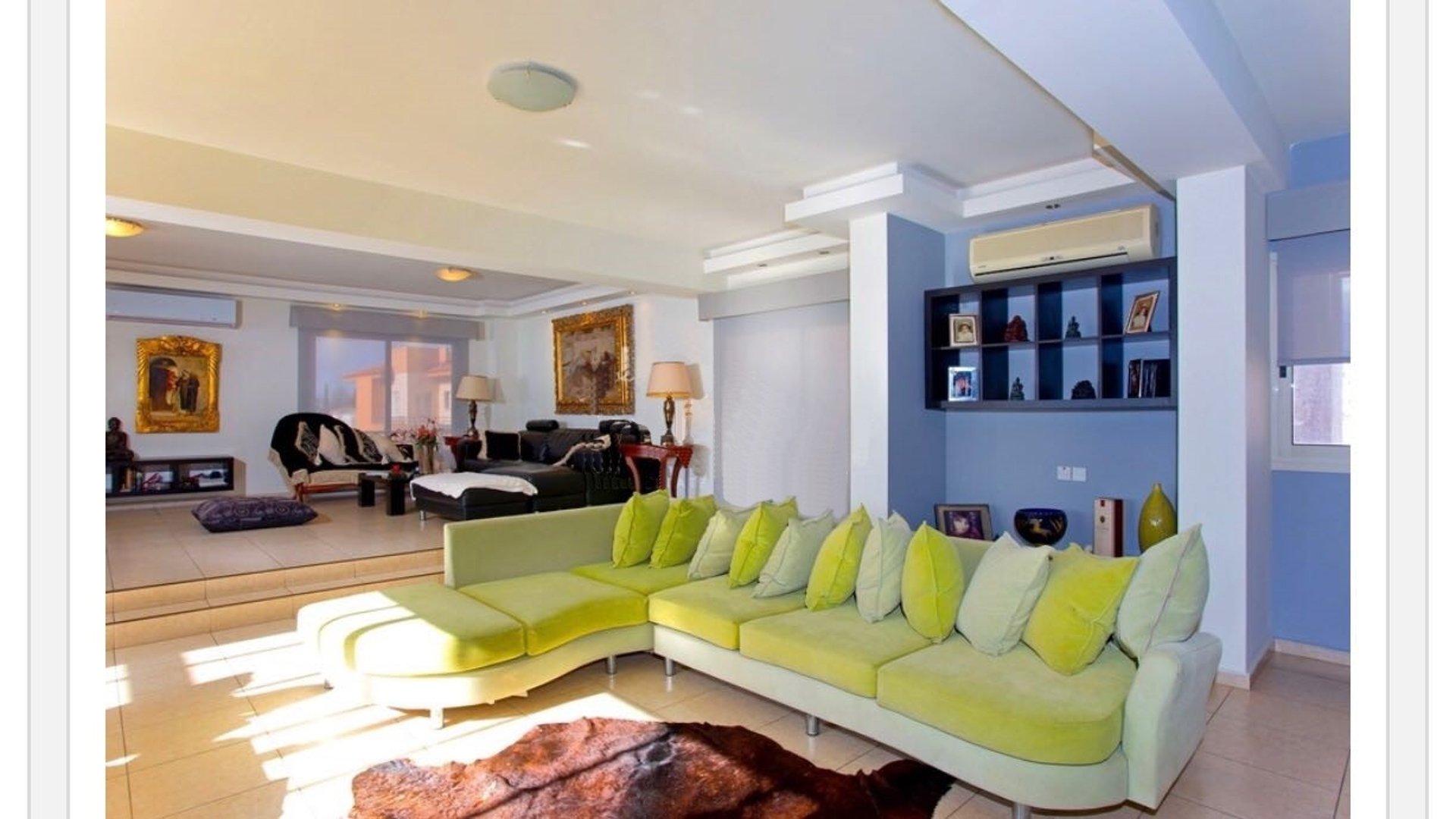 3 bedrooms Penthouse in Limassol, Cyprus No. 26268