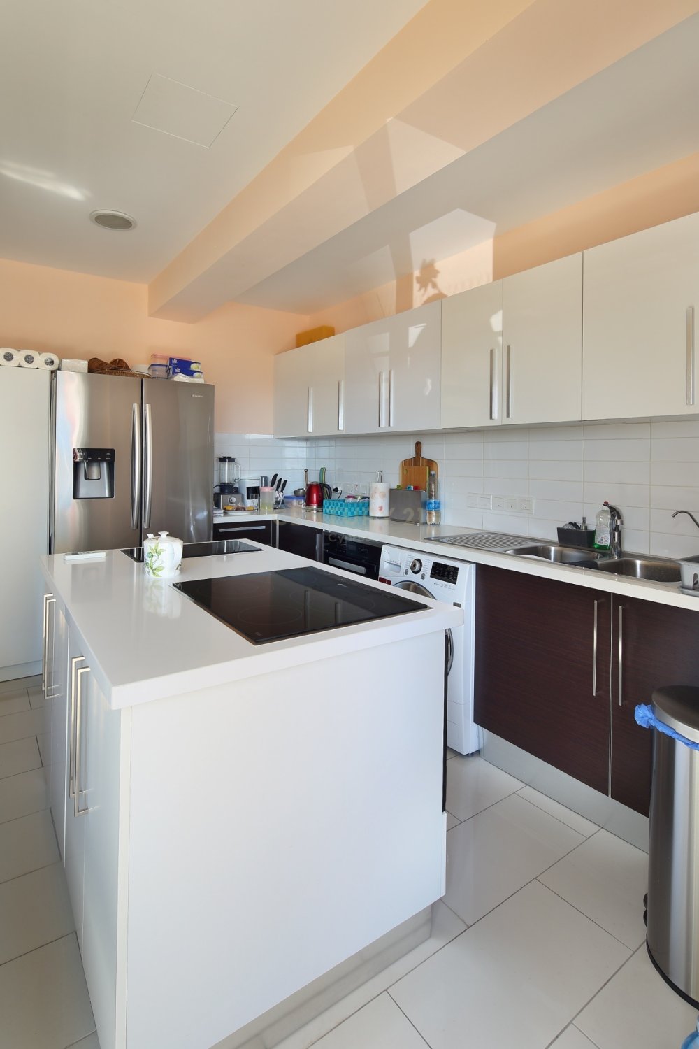 3 bedrooms Apartment in Limassol, Cyprus No. 30601