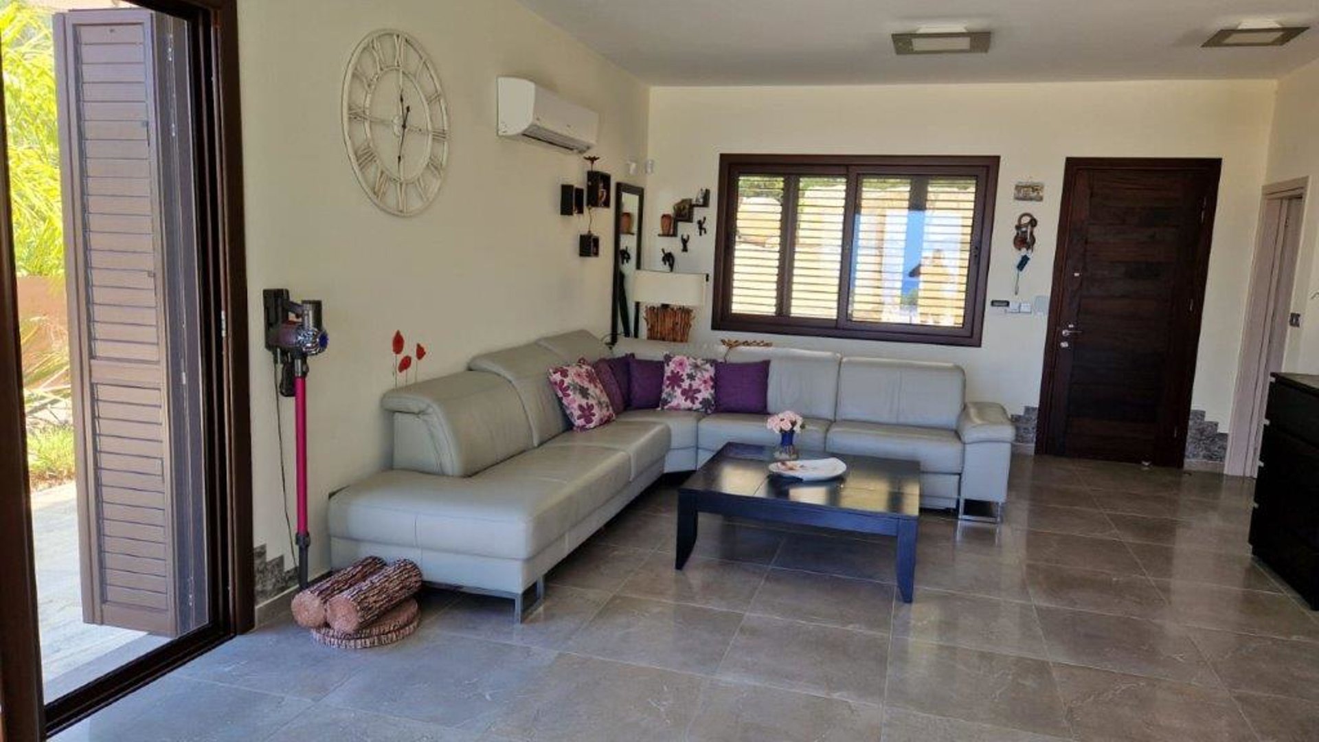 3 bedrooms Villa in Tala, Paphos, Cyprus No. 29457