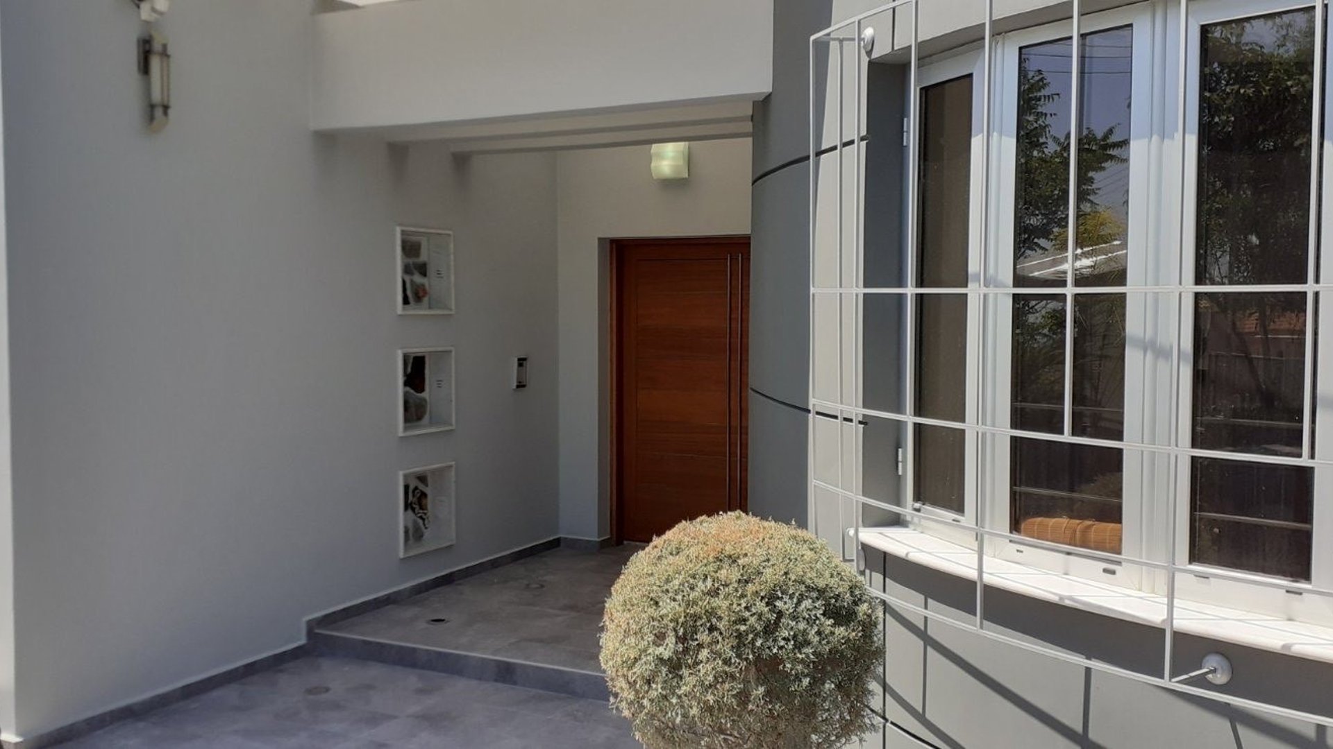 5 bedrooms Villa in Agios Athanasios, Limassol, Cyprus No. 28176