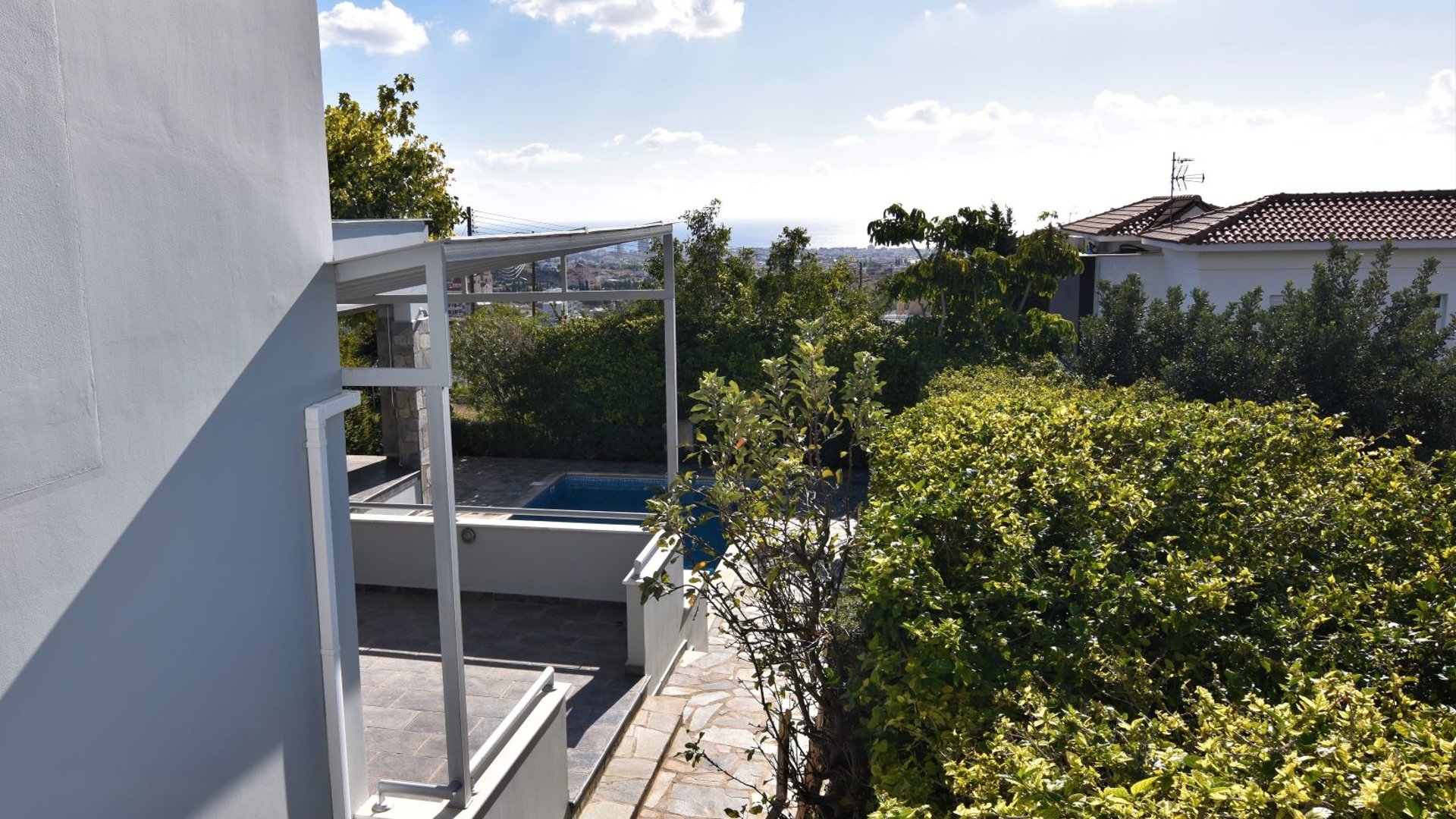 5 bedrooms Villa in Agios Athanasios, Limassol, Cyprus No. 28176