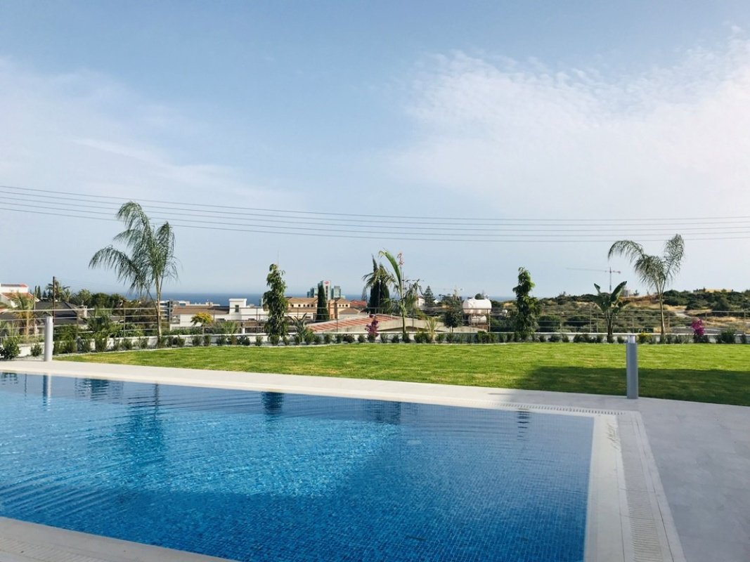 6 bedrooms Villa in Limassol, Cyprus No. 38439
