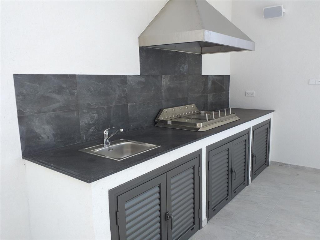 6 bedrooms Villa in Limassol, Cyprus No. 38439