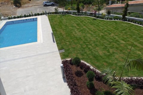 6 bedrooms Villa in Limassol,  No. 38439 13
