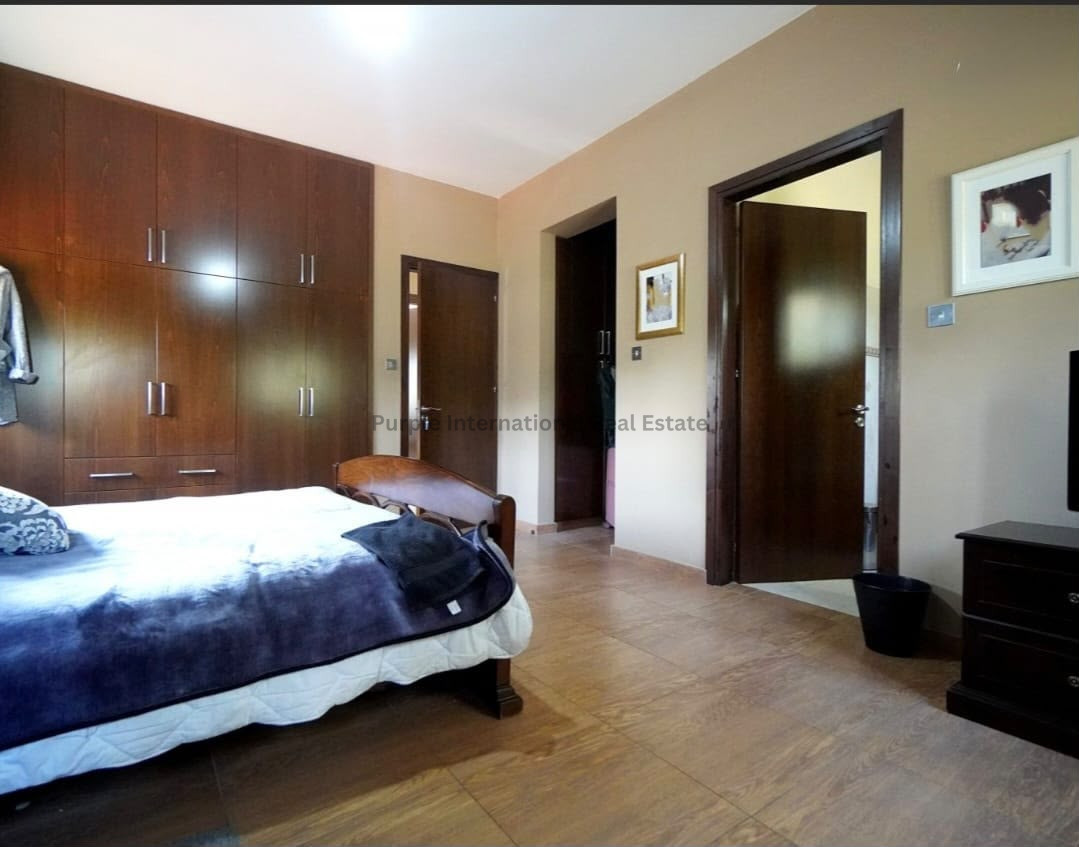 4 bedrooms Villa in Mosfiloti, Larnaka, Cyprus No. 56597