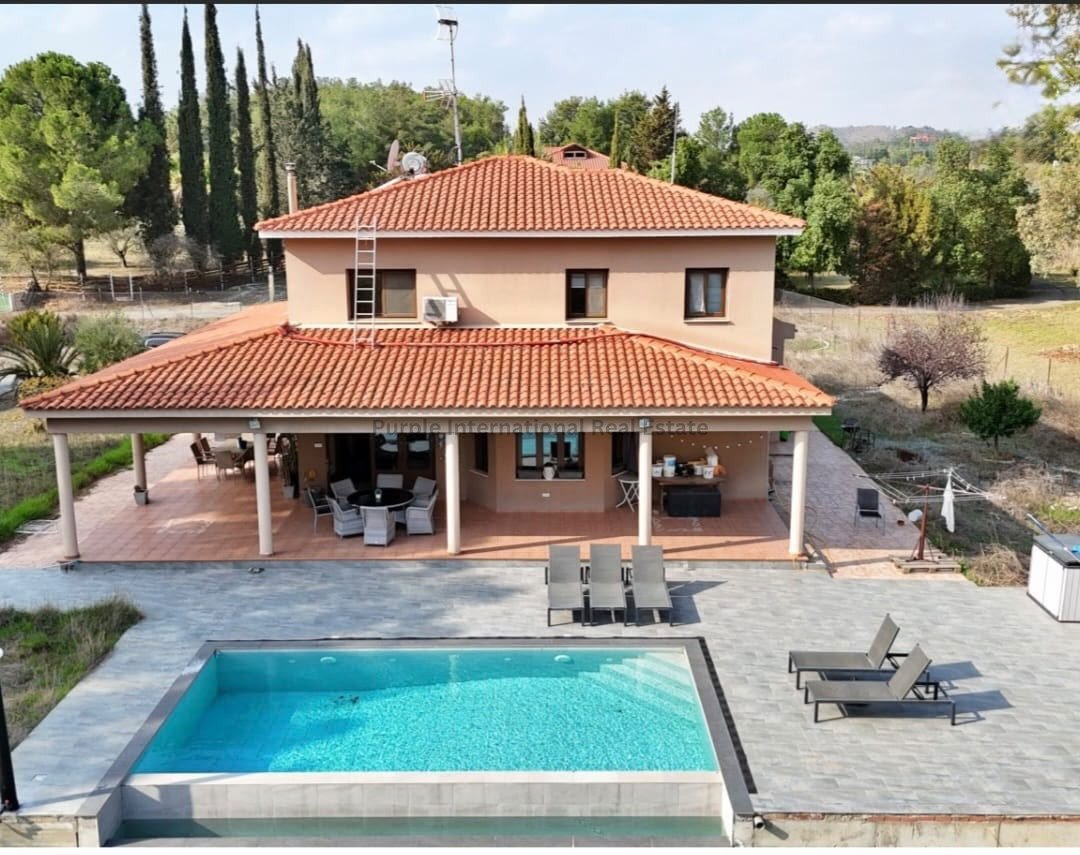 4 bedrooms Villa in Mosfiloti, Larnaka, Cyprus No. 56597