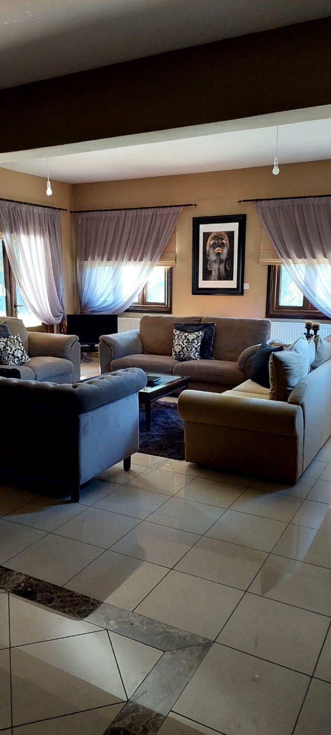 4 bedrooms Villa in Mosfiloti, Larnaka, Cyprus No. 56597