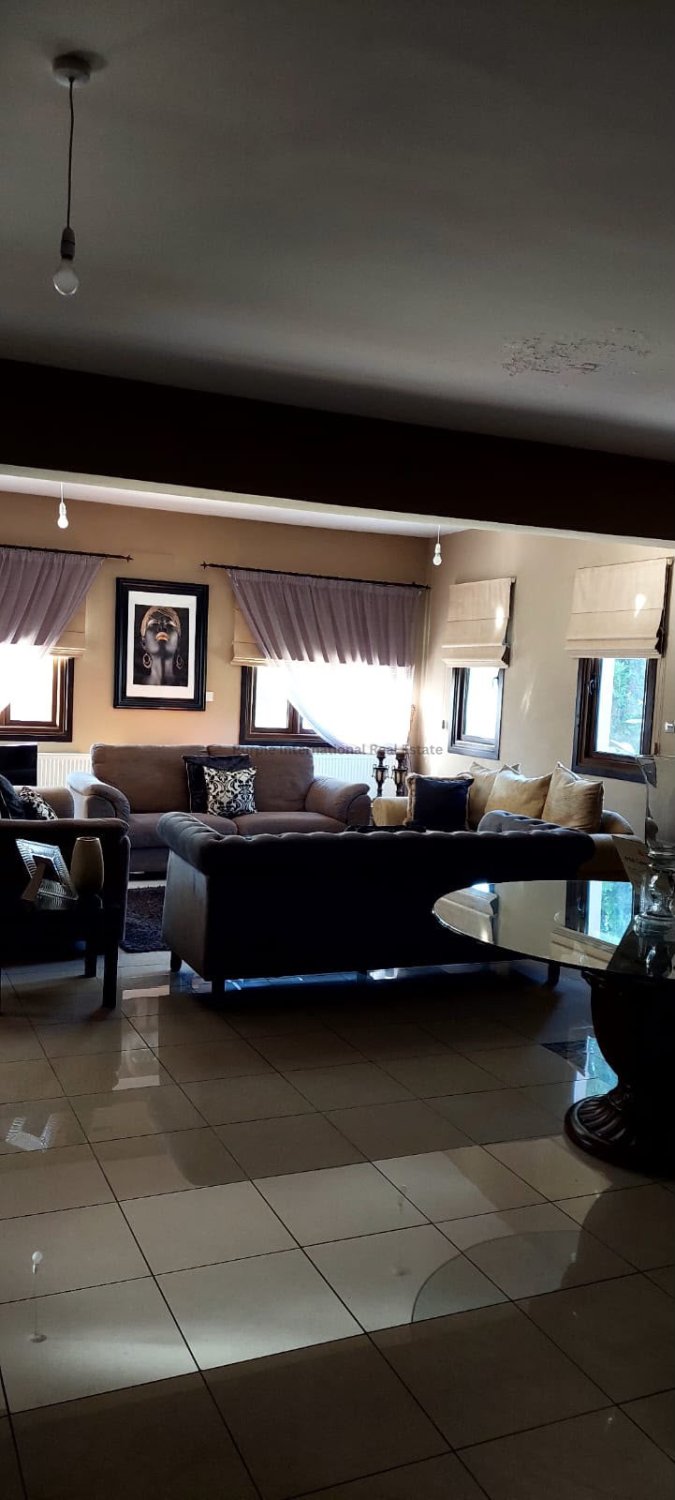 4 bedrooms Villa in Mosfiloti, Larnaka, Cyprus No. 56597