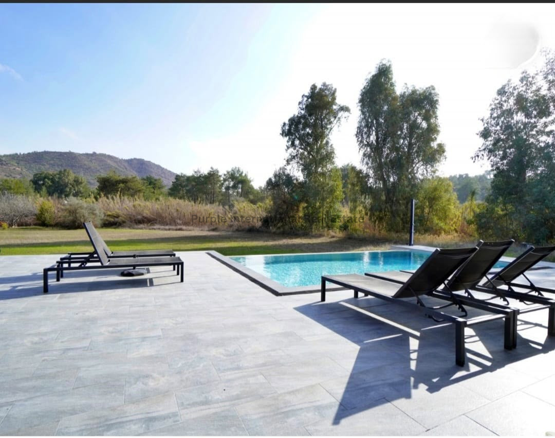 4 bedrooms Villa in Mosfiloti, Larnaka, Cyprus No. 56597