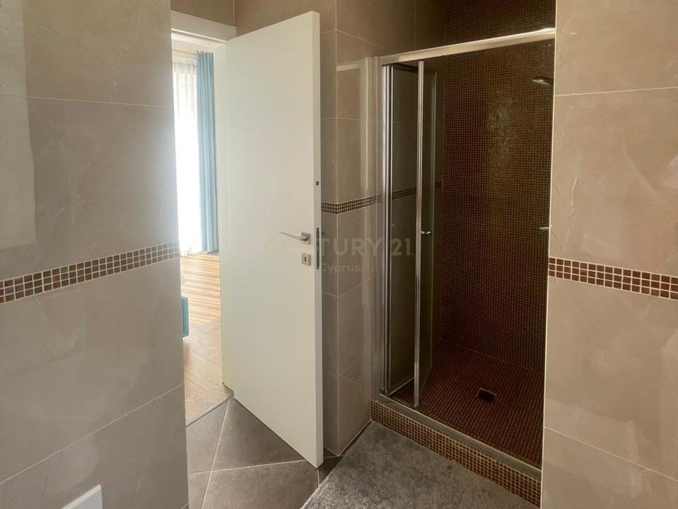 3 bedrooms Duplex in Germasogeia, Limassol, Cyprus No. 55060