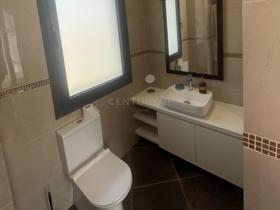 3 bedrooms Duplex in Germasogeia, Limassol, Cyprus No. 55060