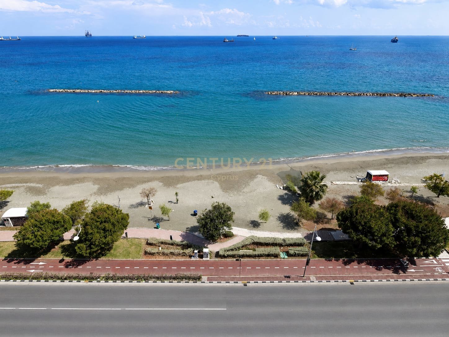 3 bedrooms Duplex in Limassol, Cyprus No. 55061