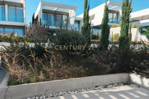 4 dormitorios Villa en Mouttagiaka, Limassol, No. 55066