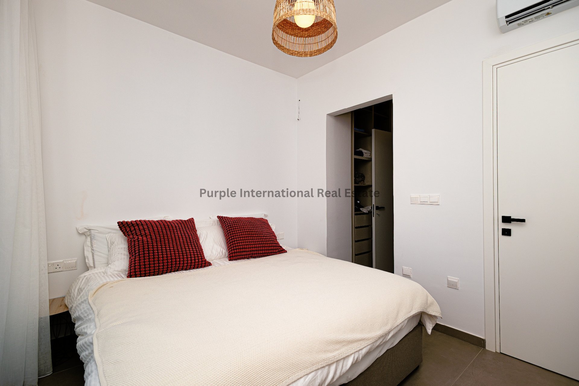 4 bedrooms Villa in Protaras, Ammochostos, Cyprus No. 7716