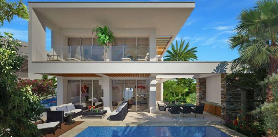 4 bedrooms Villa in Paphos,  No. 38743