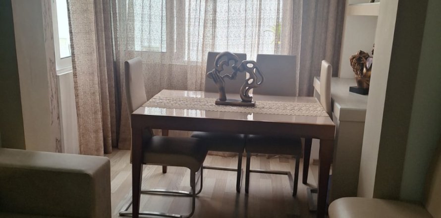 Квартира с 1 спальней в Строволос, Никосия,  № 56693