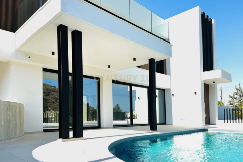 3 dormitorios Villa en Germasogeia, Limassol,  No. 35575 4
