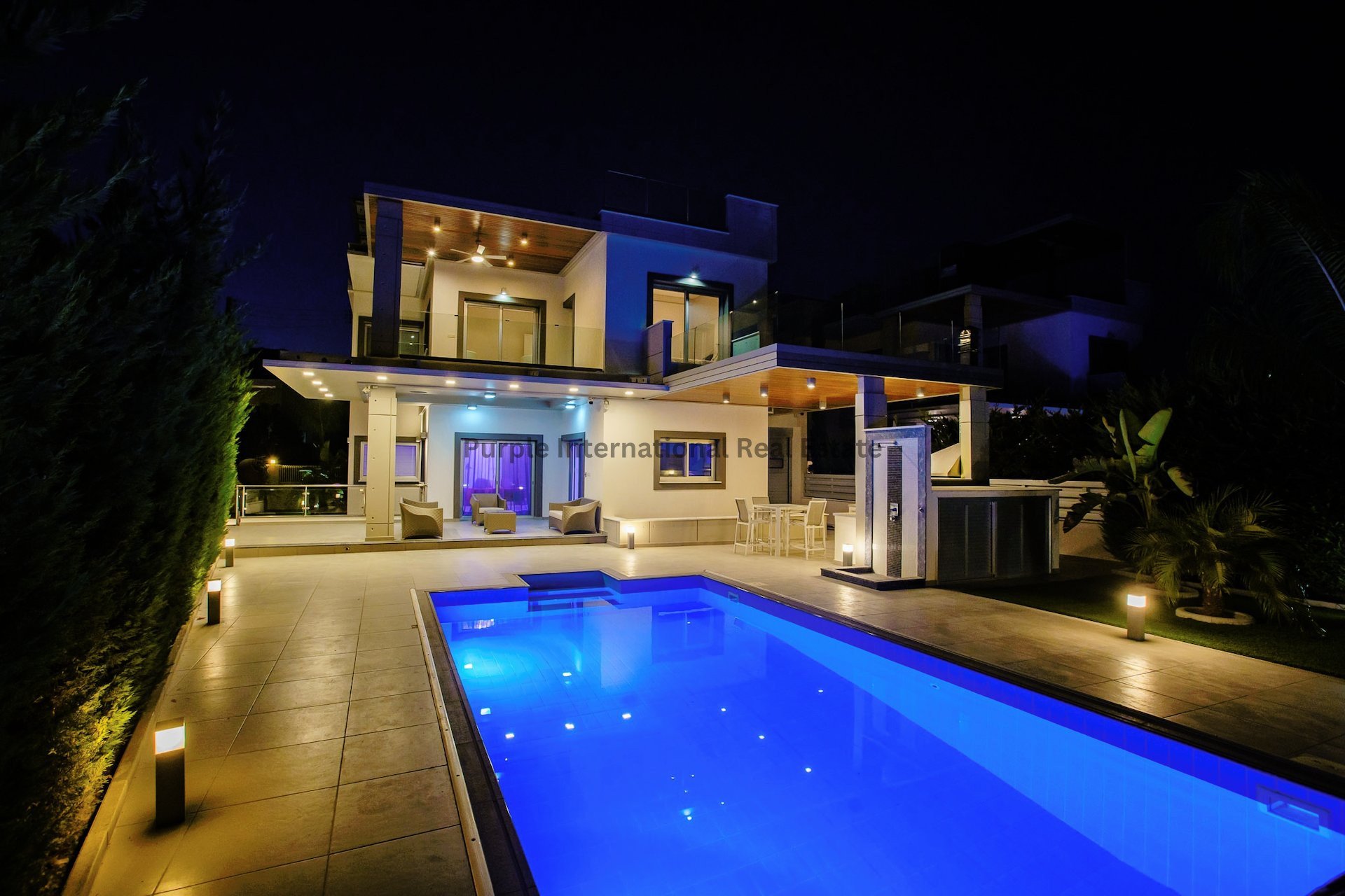 4 bedrooms Villa in Agios Tychonas, Limassol, Cyprus No. 8234