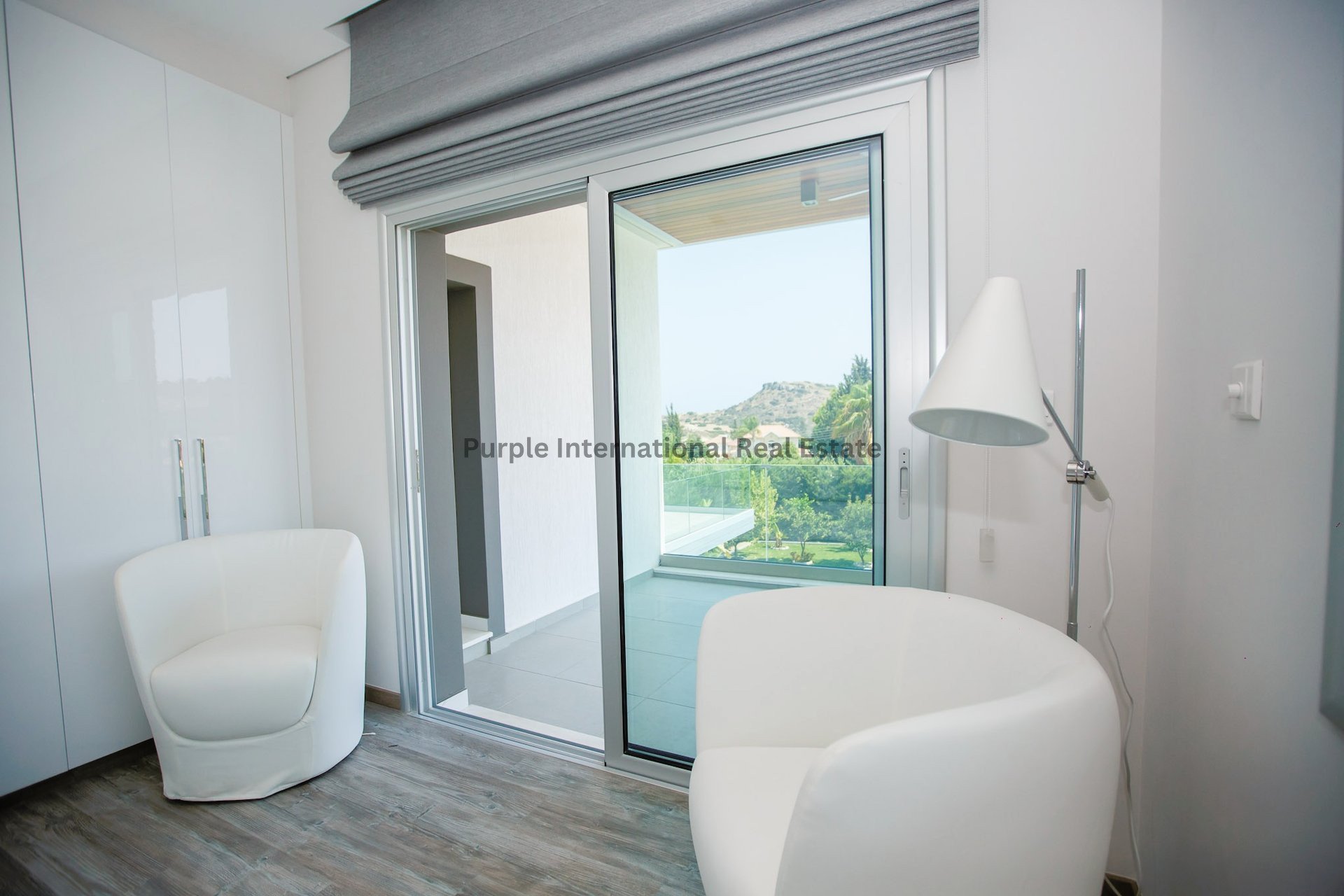 4 bedrooms Villa in Agios Tychonas, Limassol, Cyprus No. 8234