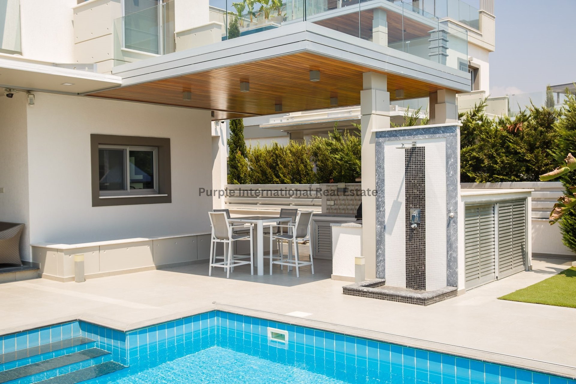 4 bedrooms Villa in Agios Tychonas, Limassol, Cyprus No. 8234