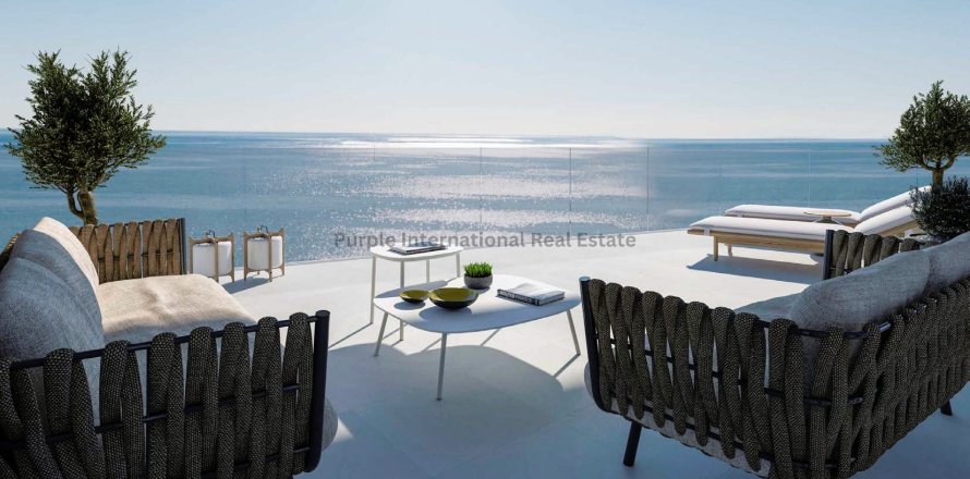 3 dormitorios Apartamento en Limassol,  No. 8235