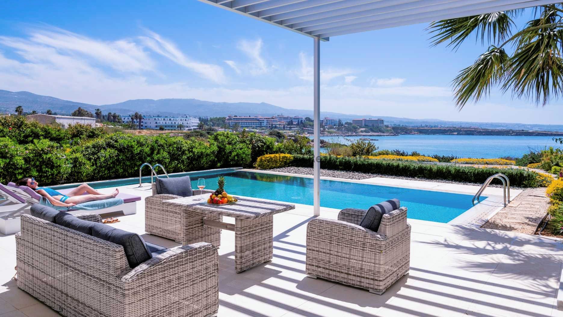 7 dormitorios Villa en Coral Bay, Pegeia, Paphos, Chipre No. 8058