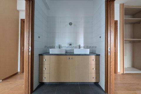 Вилла с 5 спальнями в Никосия, Кипр № 37268 30