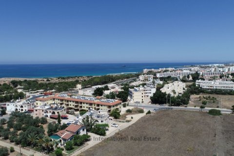 Квартира 36.3м2 в Пафос, Кипр № 37269 21