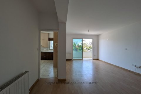 Квартира с 3 спальнями в Строволос, Никосия, Кипр № 37267 13