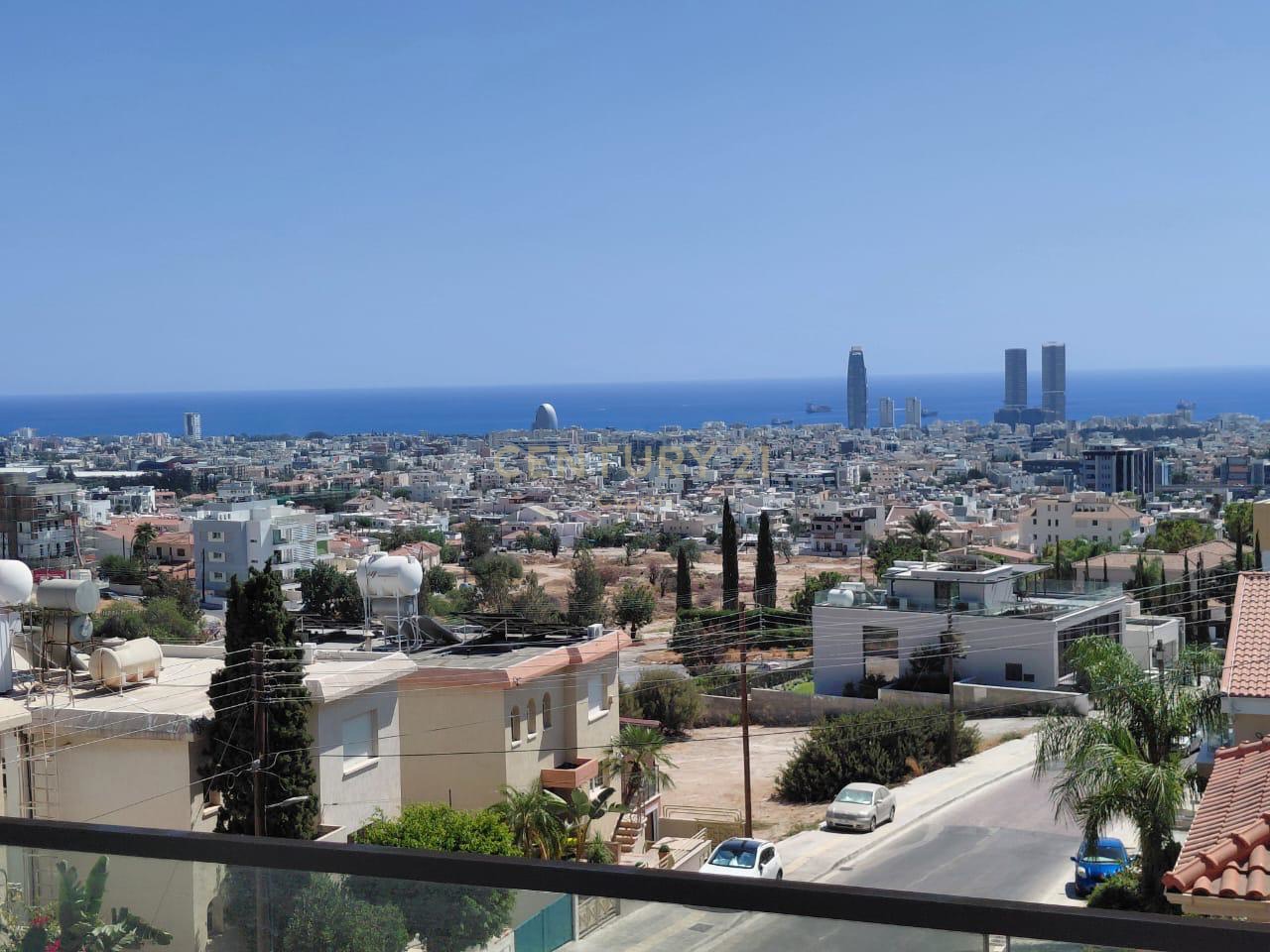 3 bedrooms Apartment in Mesa Geitonia, Limassol, Cyprus No. 55116