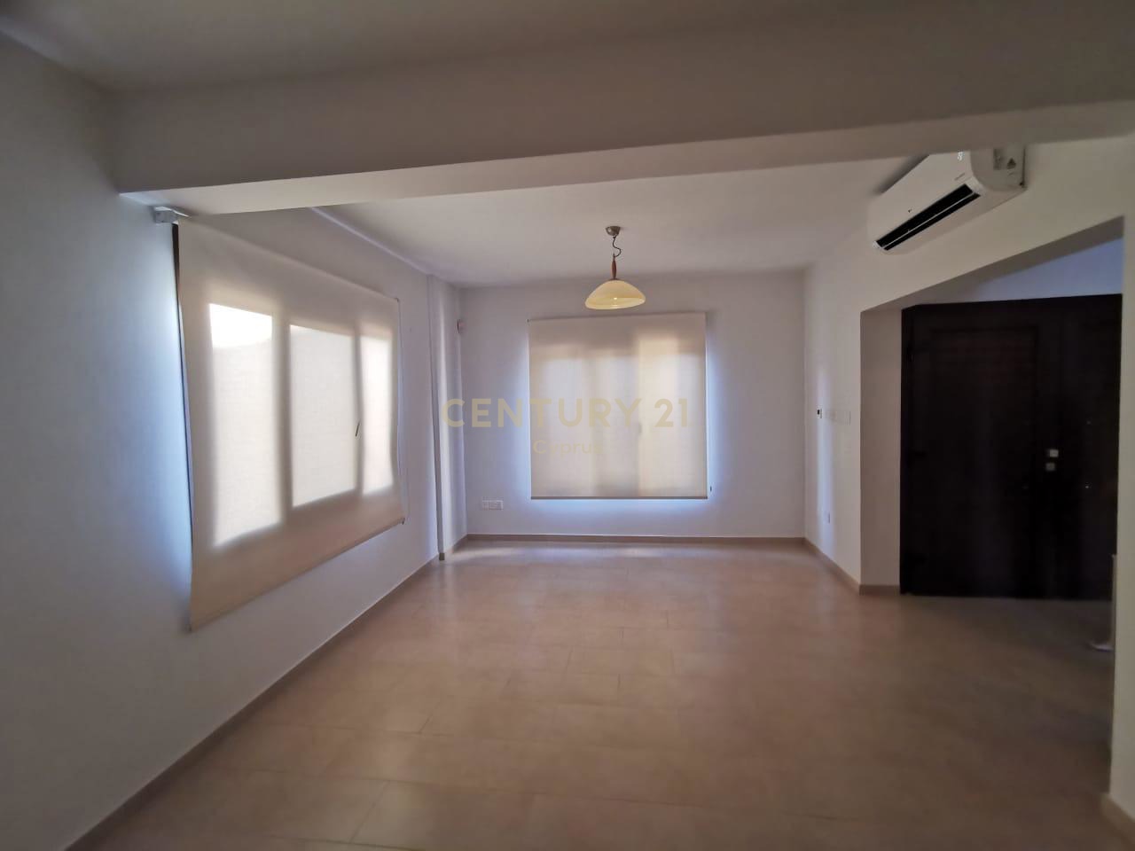 3 dormitorios Villa en Agios Tychonas, Limassol, Chipre No. 55119