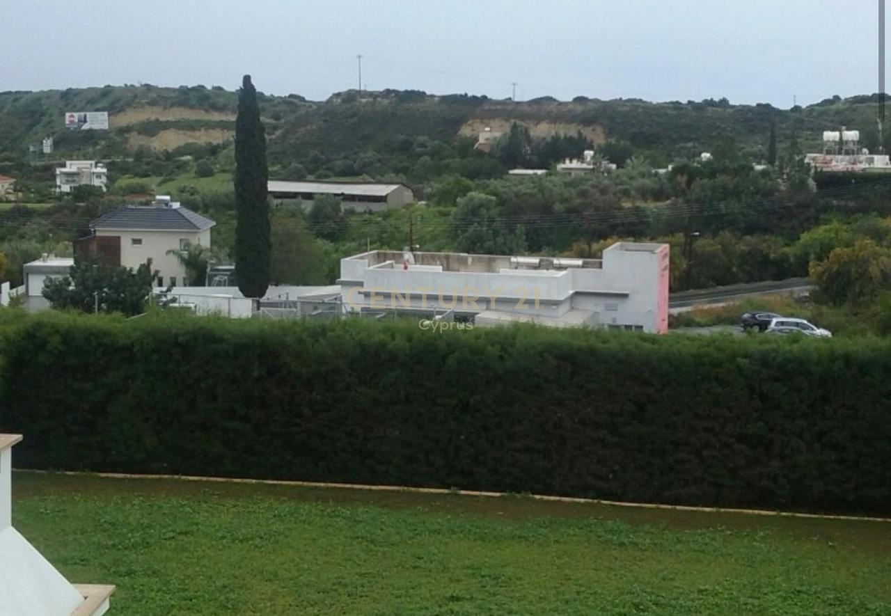 3 dormitorios Villa en Agios Tychonas, Limassol, Chipre No. 55119