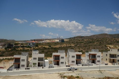 Вилла с 4 спальнями в Лимассол, Лимасол, № 38455 2