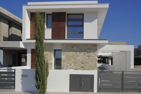 4 chambres Villa à Larnaca, Larnaka, Chypre No. 32061