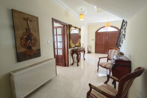 5 bedrooms Townhouse in Livadia, Larnaka,  No. 40533 11