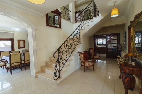 5 bedrooms Townhouse in Livadia, Larnaka,  No. 40533 12