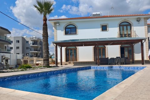 5 bedrooms Townhouse in Livadia, Larnaka,  No. 40533 27