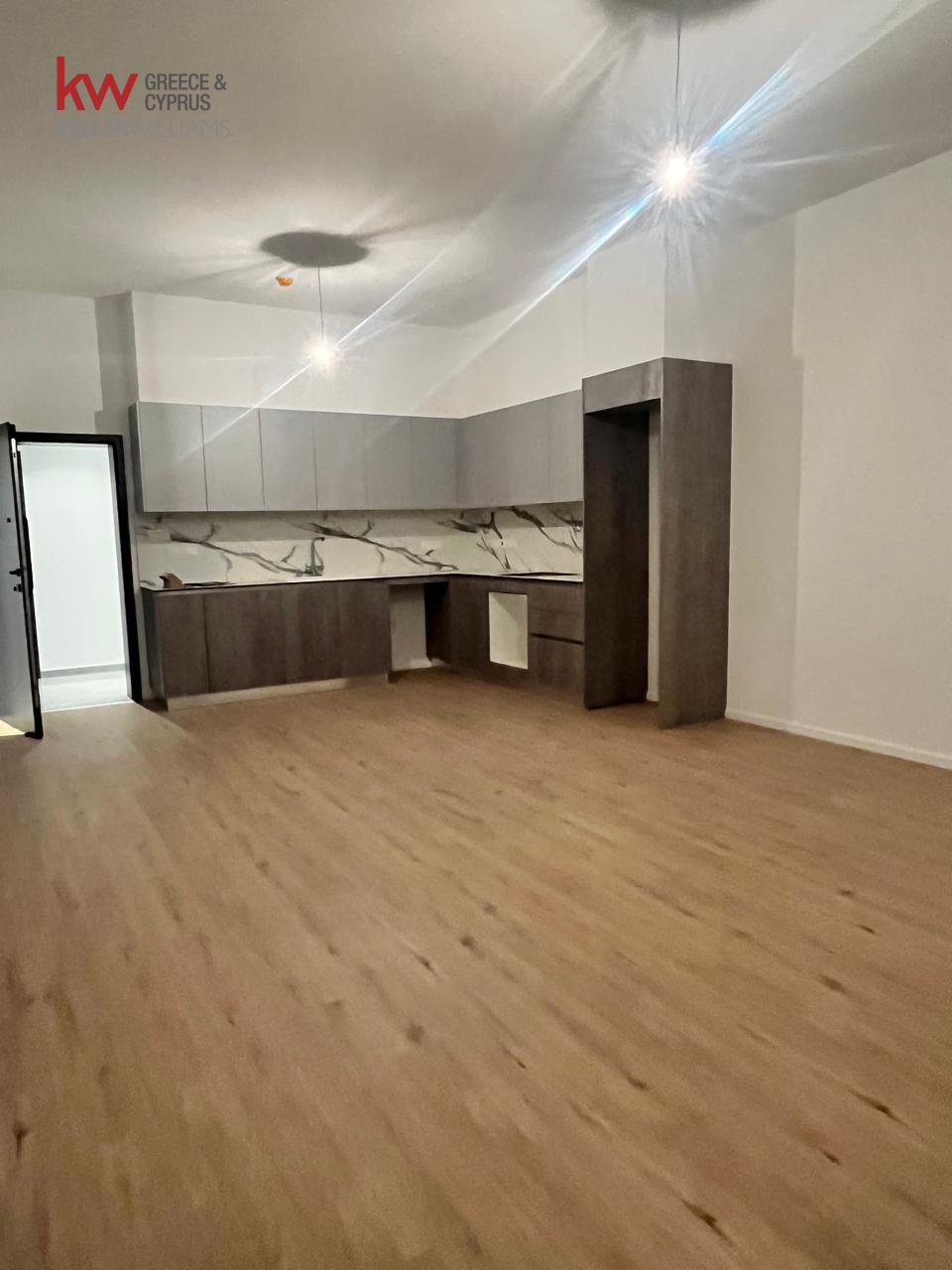 95m2 Apartment in Agios Athanasios, Limassol, Cyprus No. 40535