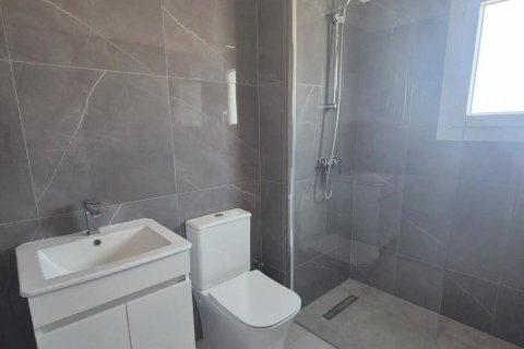 3 bedrooms Apartment in Larnaka,  No. 40409 9