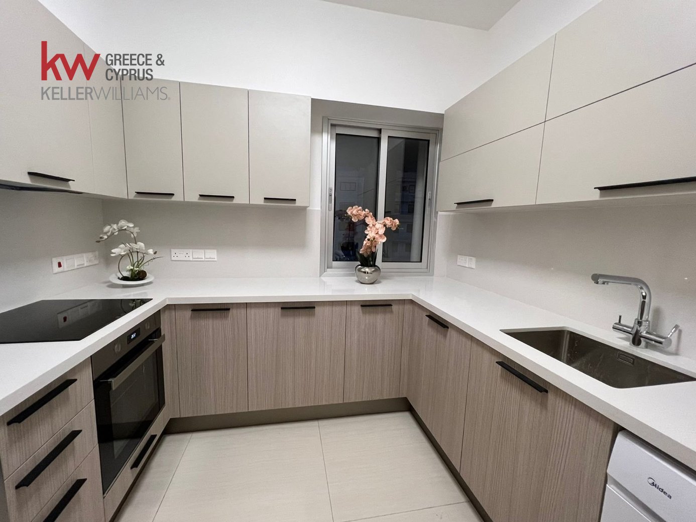 3 dormitorios Apartamento en Larnaca, Larnaka, Chipre No. 40406