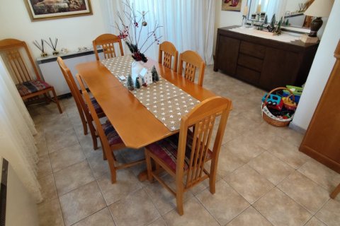 3 bedrooms Apartment in Larnaca, Larnaka,  No. 40056 4