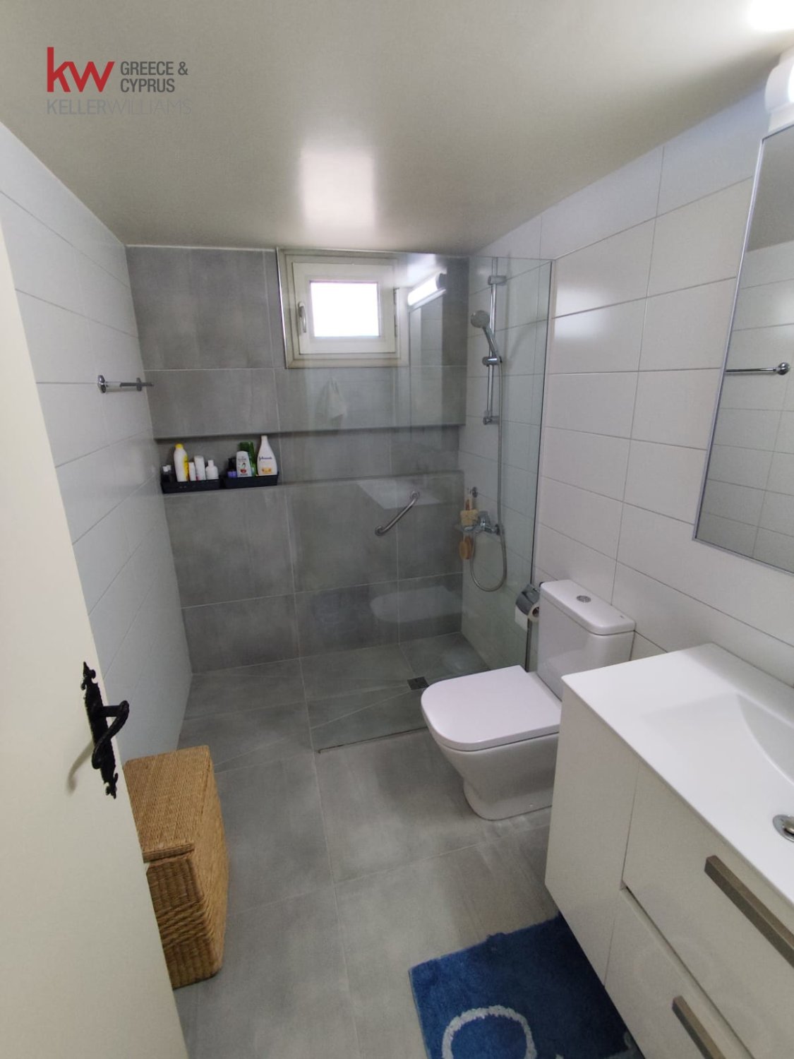 3 bedrooms Apartment in Larnaca, Larnaka, Cyprus No. 40056