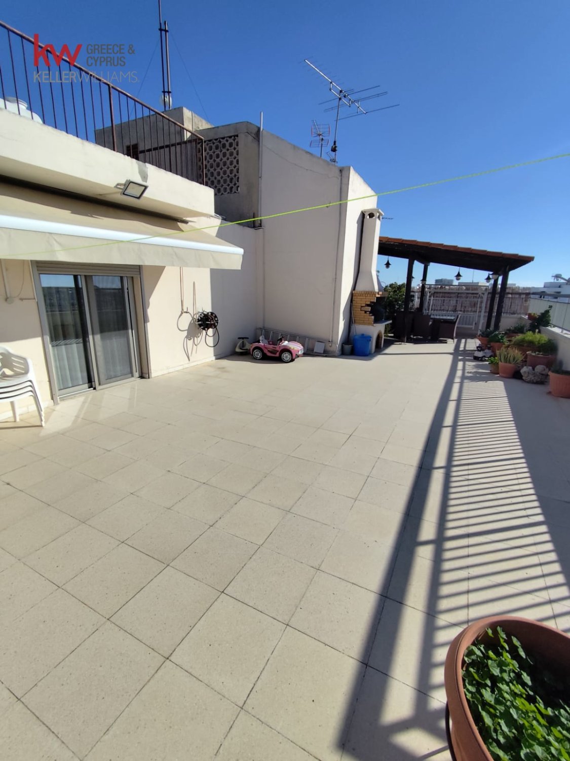 3 bedrooms Apartment in Larnaca, Larnaka, Cyprus No. 40056